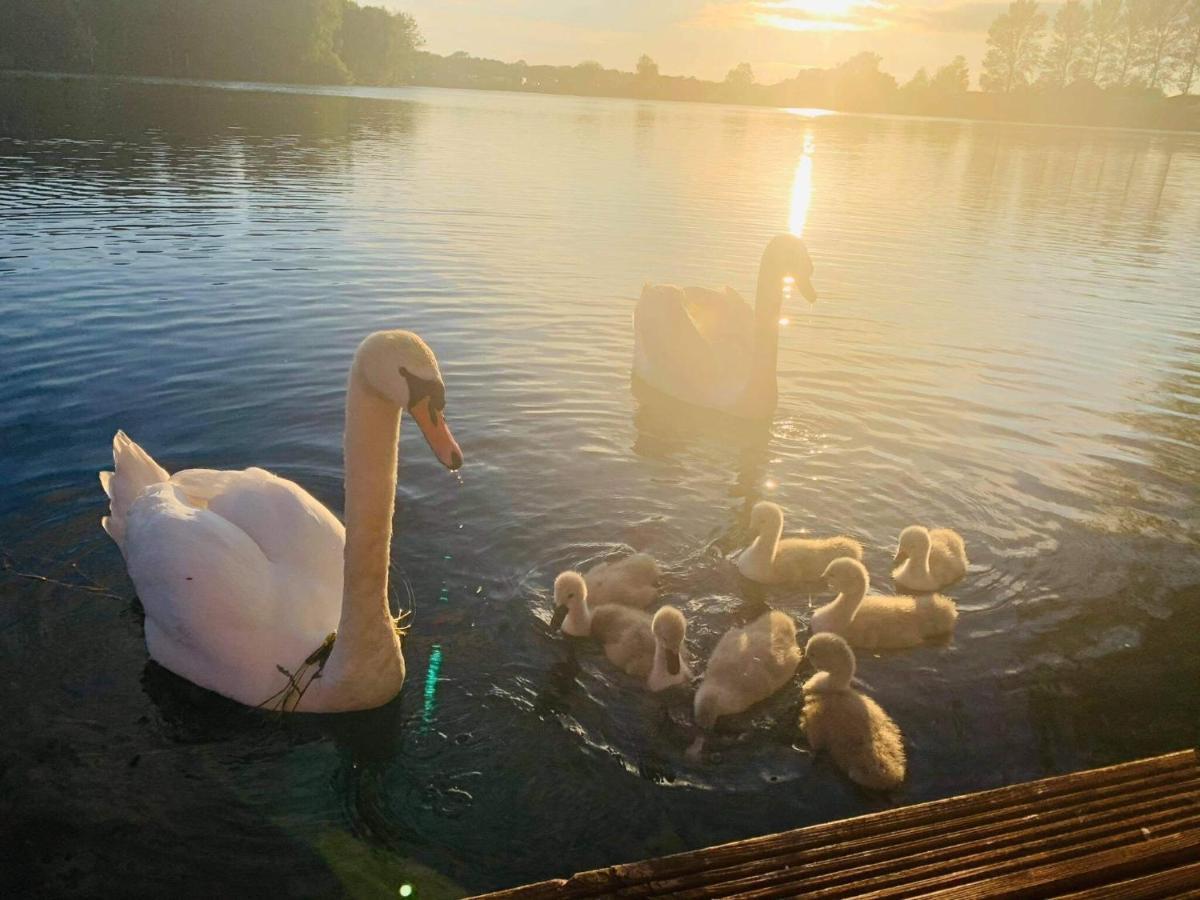 Lakeside Retreat 3 With Hot Tub, Private Fishing Peg Situated At Tattershall Lakes Country Park Luaran gambar